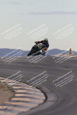 media/Sep-21-2025-Race Pace (Sun) [[98bf33ef95]]/Non Verified/1-Turns 9 and 10 (8am)/